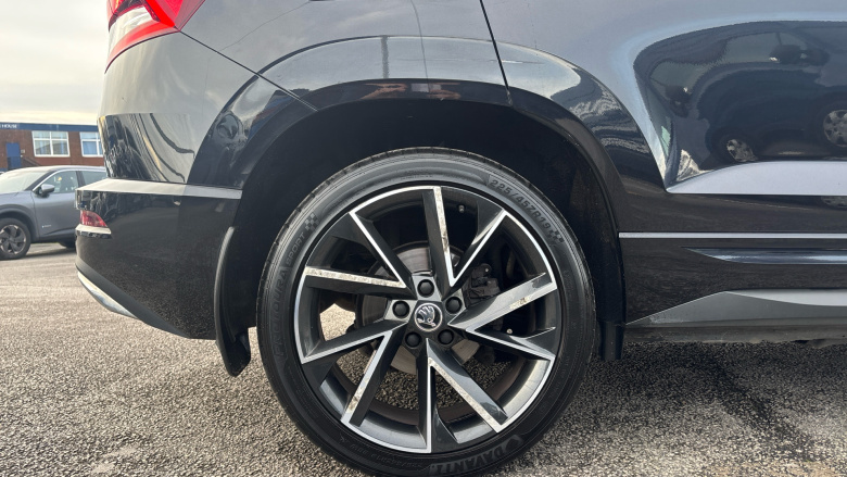 Skoda Karoq 1.5 TSI Sport Line 4x4 5dr DSG Petrol Estate